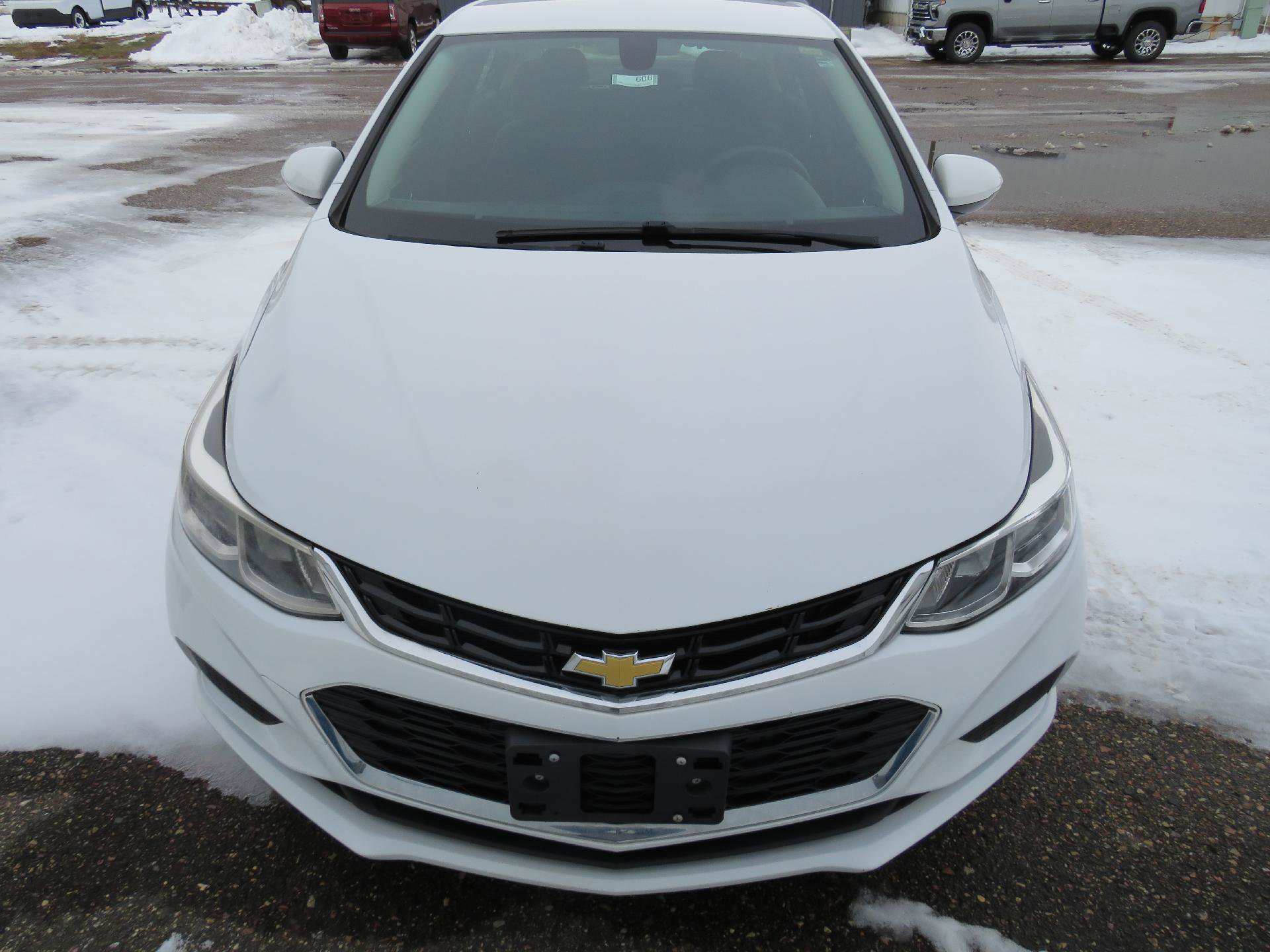Used 2018 Chevrolet Cruze LS image 12