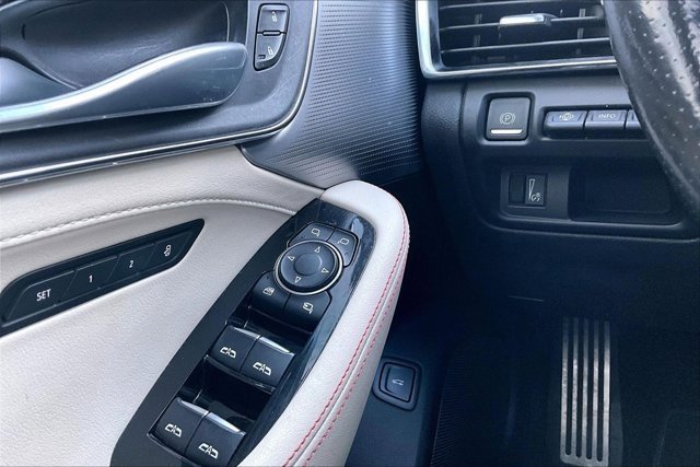 Used 2020 Cadillac CT5 V w/ Premium Package image 15