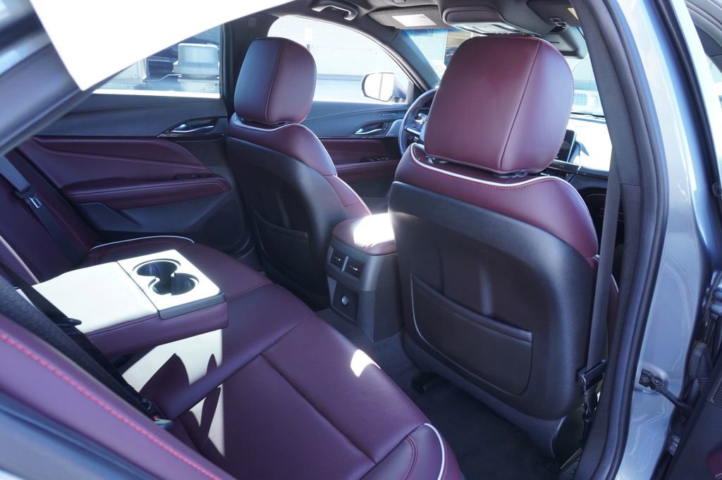 Used 2020 Cadillac CT4 V w/ Climate Package image 10