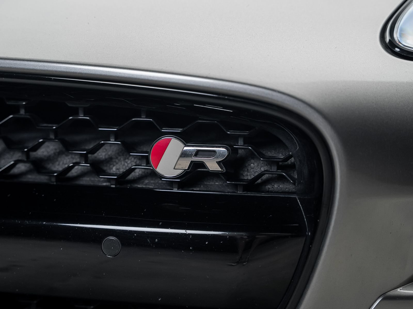 Used 2020 Jaguar F-TYPE R AWD/4WD image 7