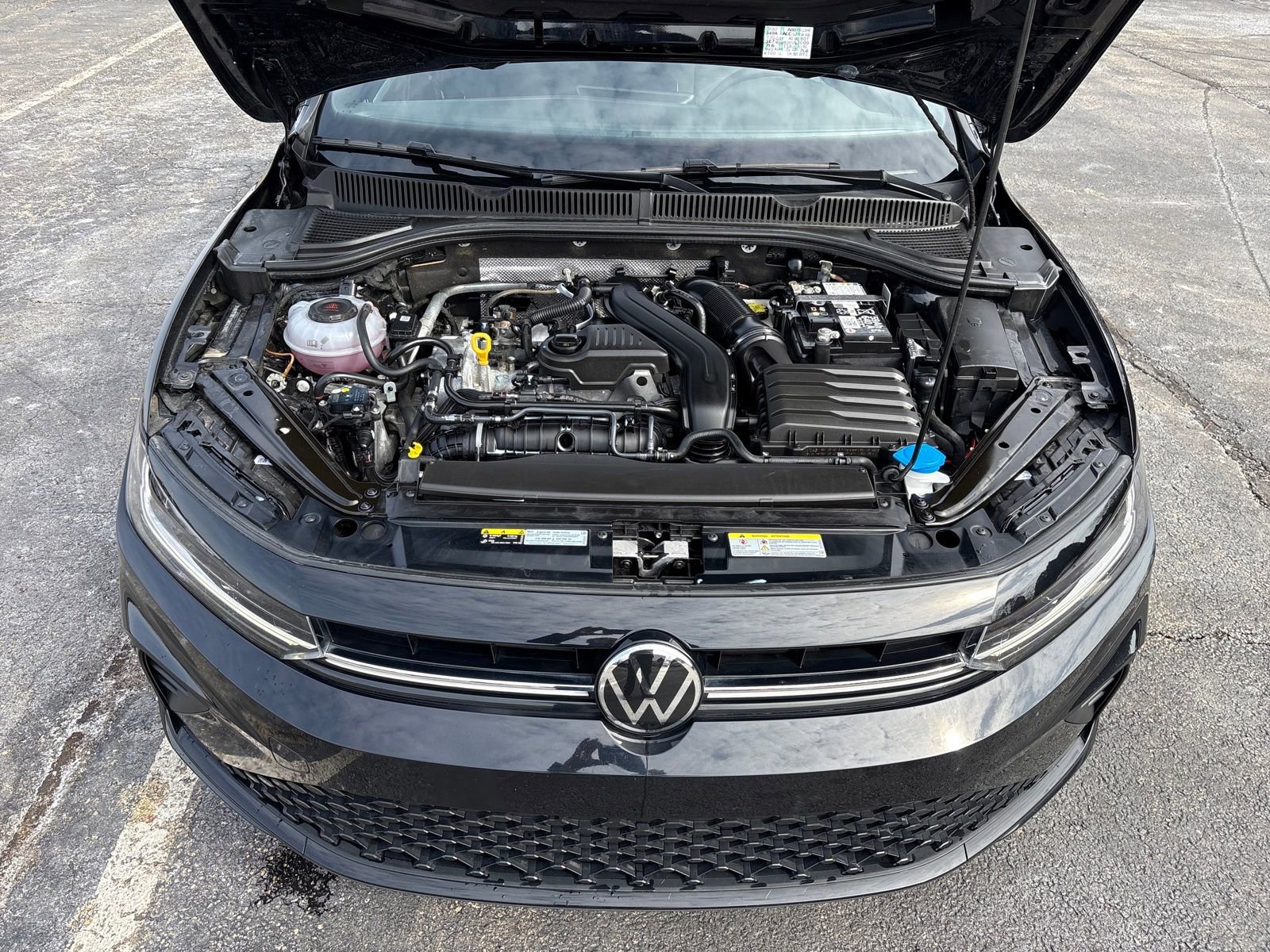 Used 2025 Volkswagen Jetta Sport image 22