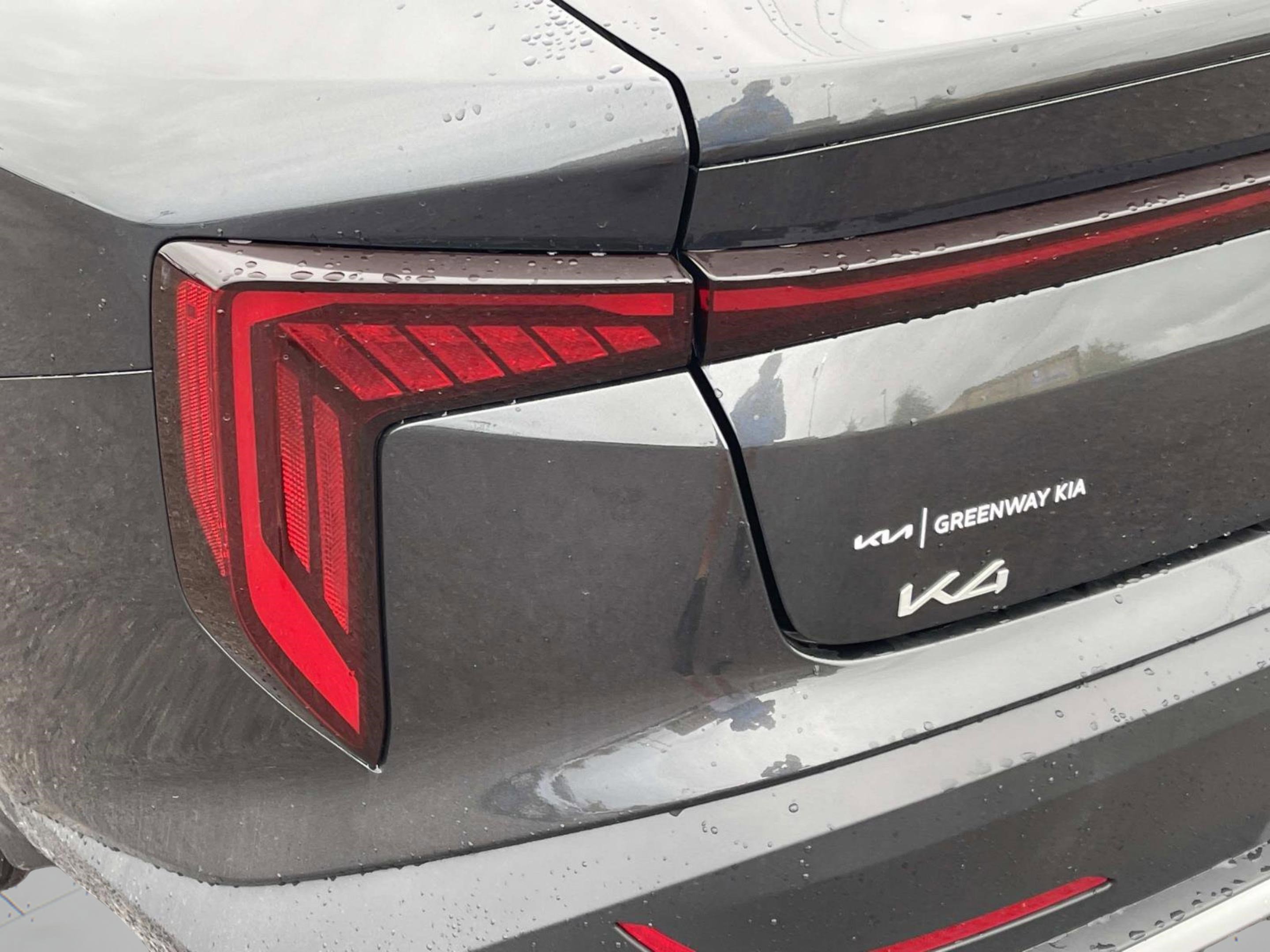 New 2025 Kia K4 EX FWD image 10