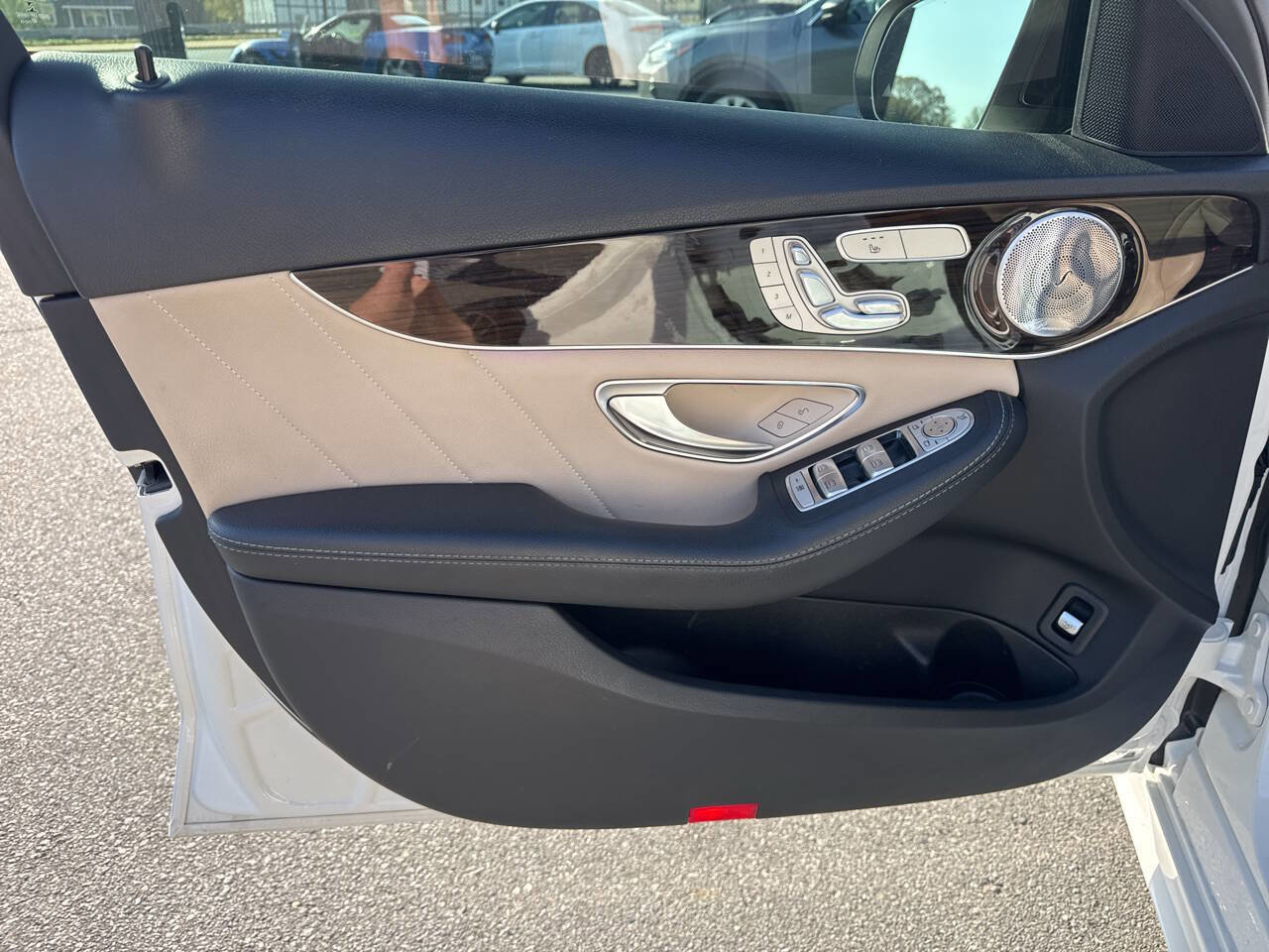 Used 2019 Mercedes-Benz C 300 Sedan w/ AMG Line image 23