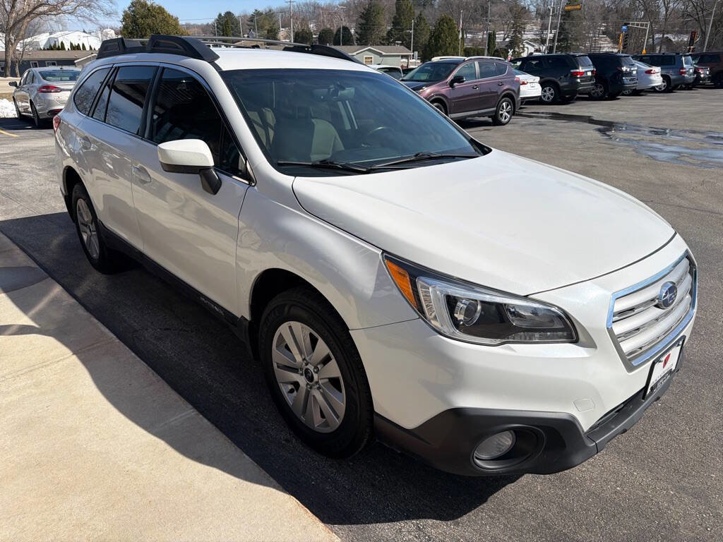 Used 2017 Subaru Outback 2.5i Premium AWD/4WD image 7