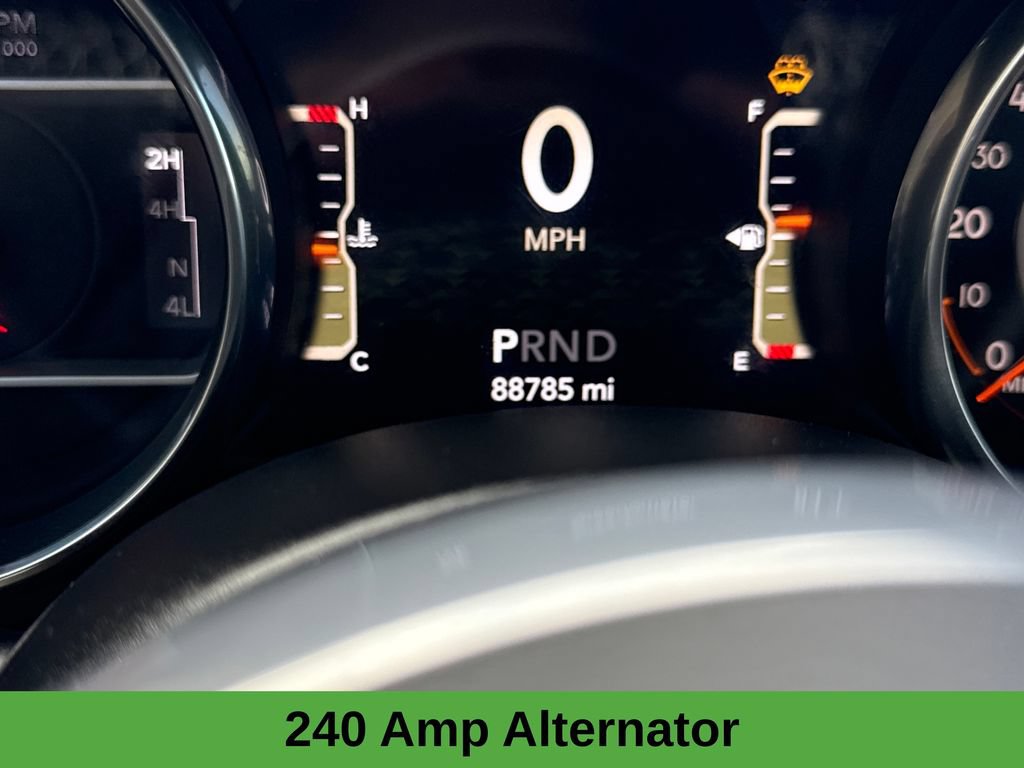 Used 2018 Jeep Wrangler Unlimited Sahara w/ LED Lighting Group AWD/4WD image 17