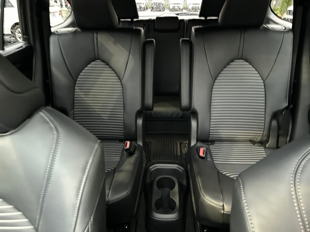 New 2025 Toyota Highlander XSE image 27
