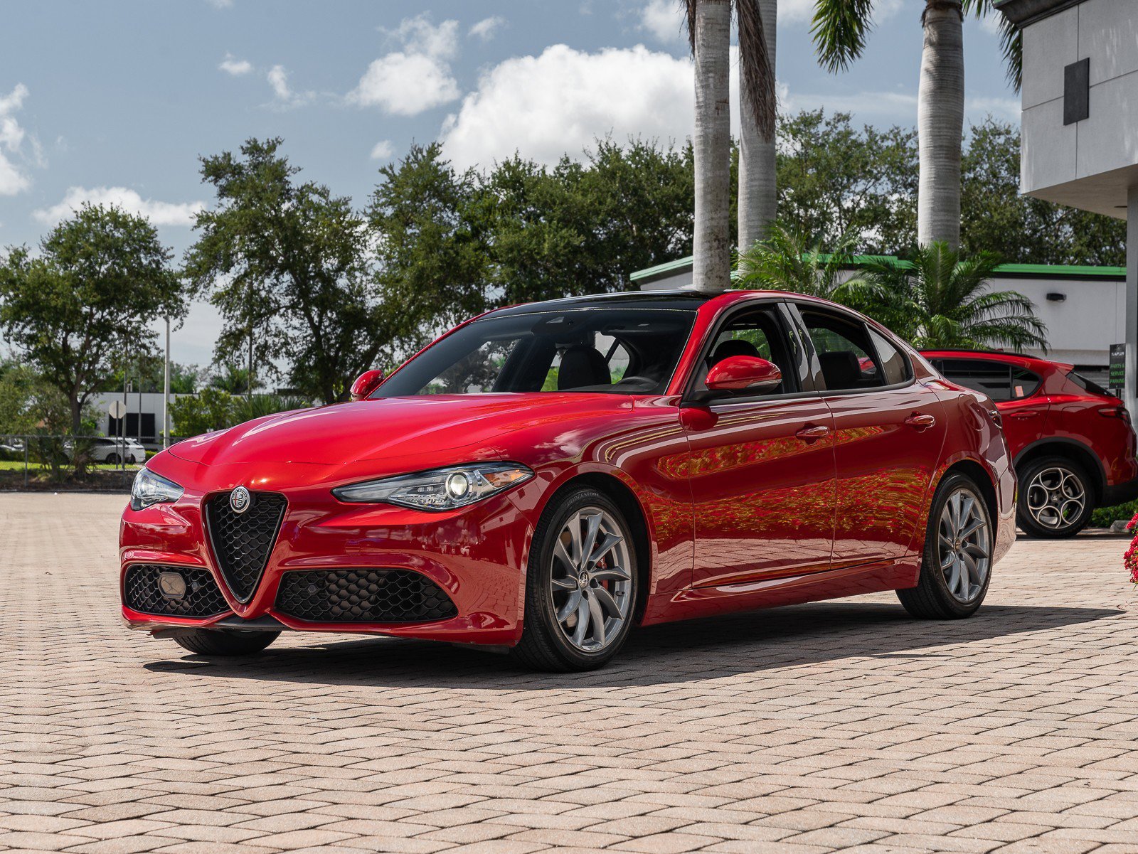 Used 2023 Alfa Romeo Giulia Sprint image 5