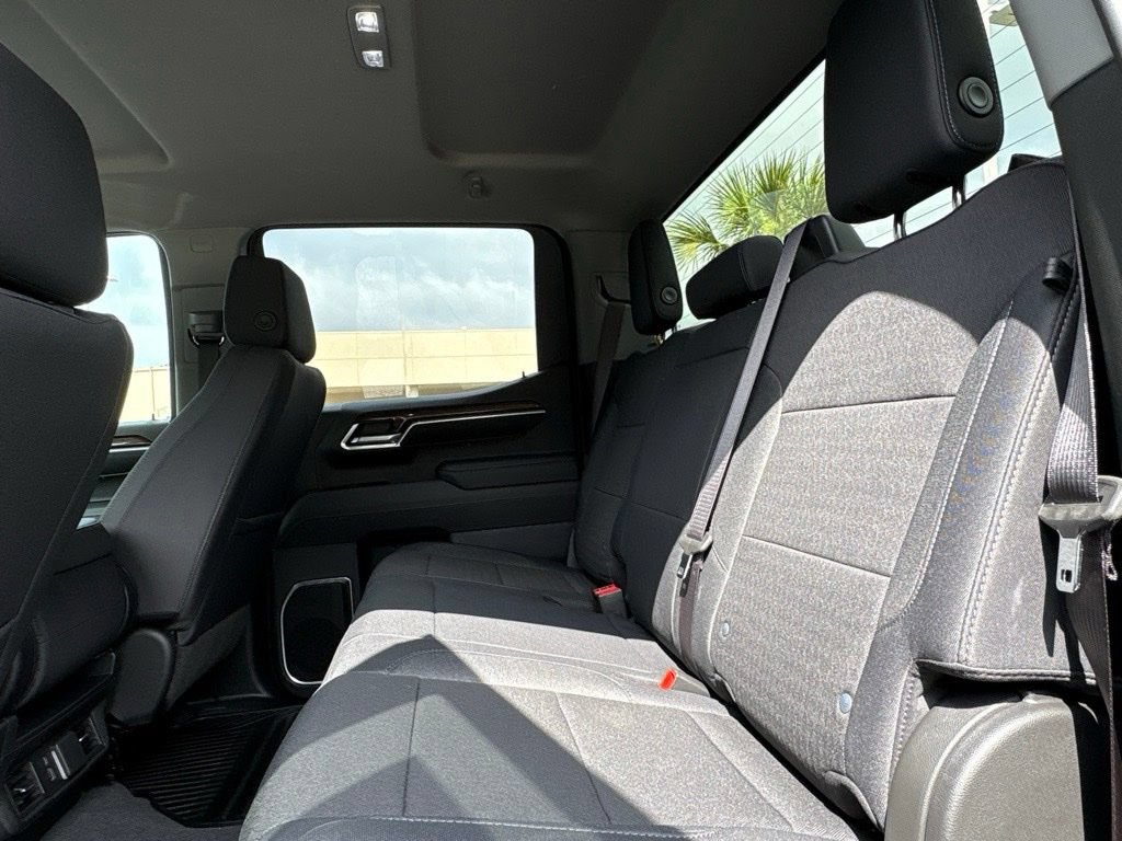 New 2026 Chevrolet Silverado 1500 LT AWD/4WD image 13