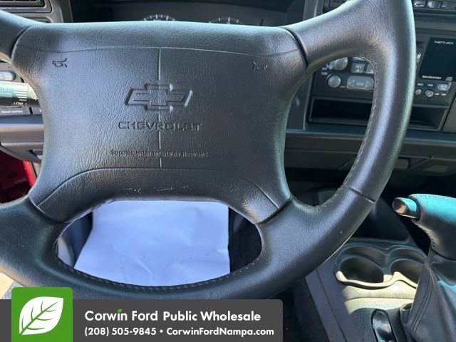 Used 1997 Chevrolet Blazer LS w/ Preferred Equipment Group AWD/4WD image 16