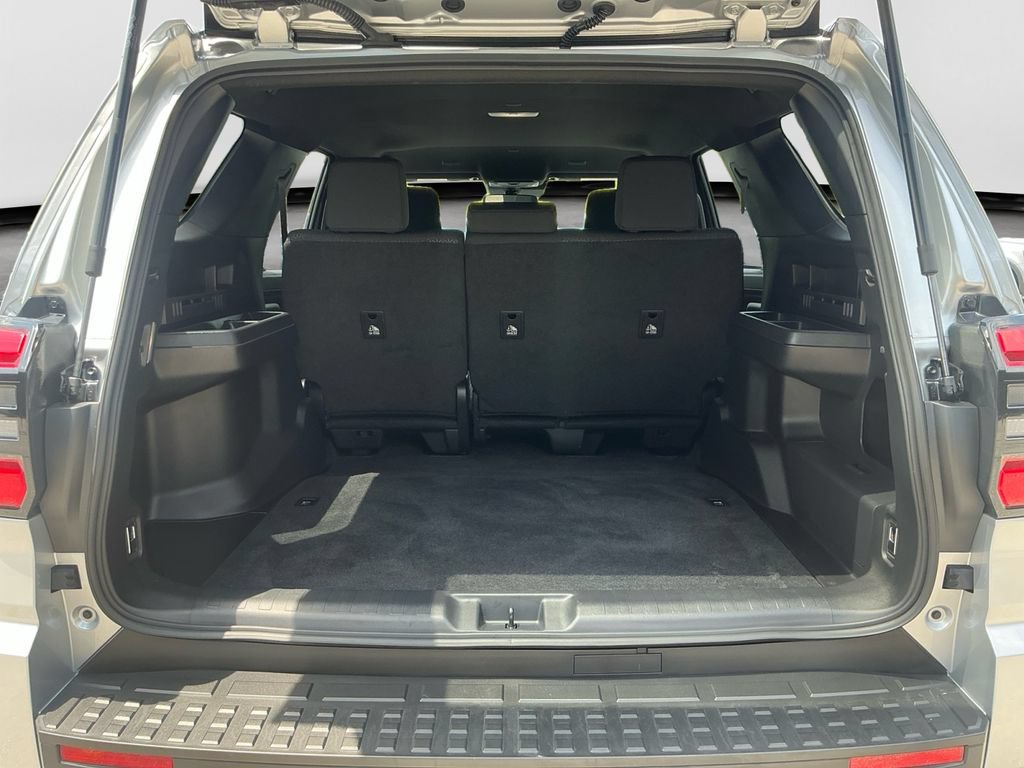 Certified 2026 Toyota 4Runner SR5 AWD/4WD image 18