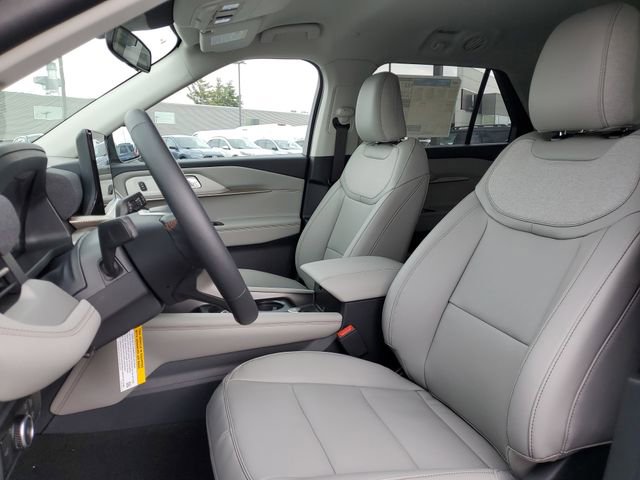 New 2026 Ford Explorer Active w/ Active Comfort Package image 9