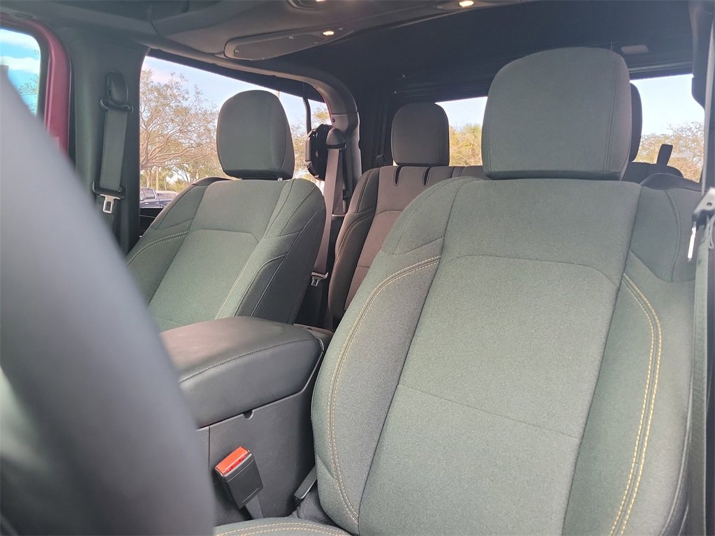 Used 2024 Jeep Wrangler Sport S image 18