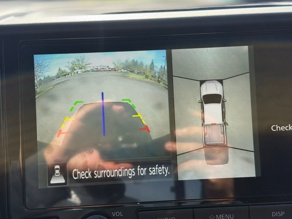 Used 2025 Nissan Frontier PRO-4X w/ Pro Convenience Package image 11