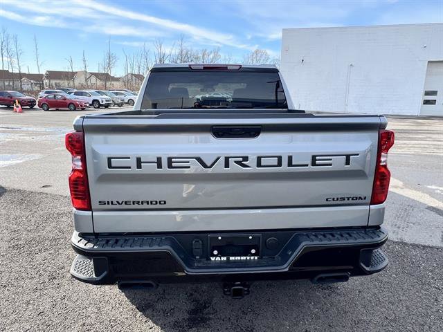 New 2026 Chevrolet Silverado 1500 Custom Trail Boss w/ Dark Appearance Package image 4