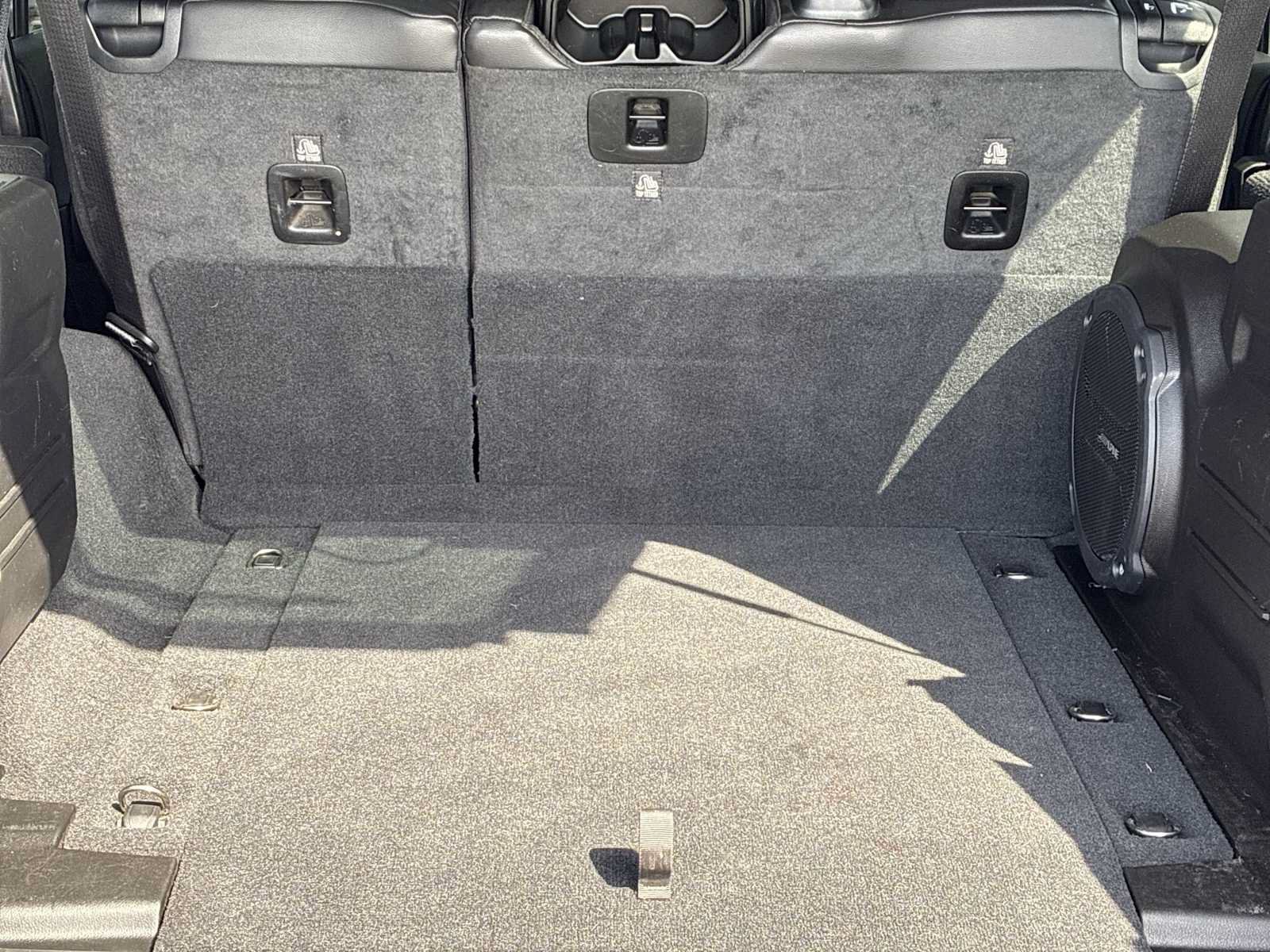 Used 2021 Jeep Wrangler Unlimited Sahara AWD/4WD image 20