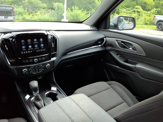 Certified 2023 Chevrolet Traverse LT FWD image 23