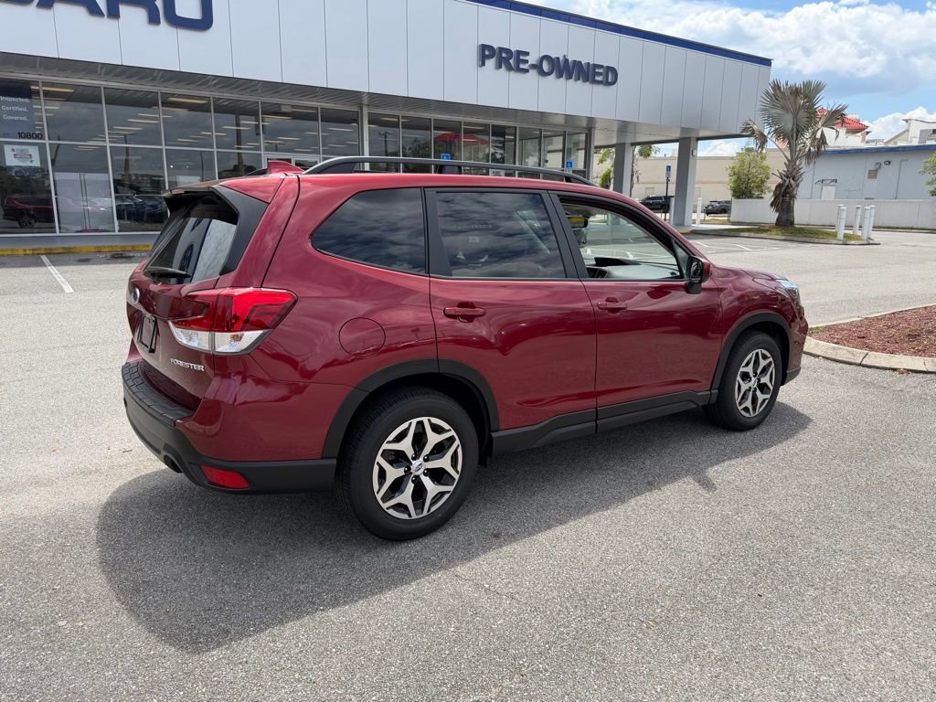 Used 2021 Subaru Forester Premium w/ Popular Package #1 AWD/4WD image 3