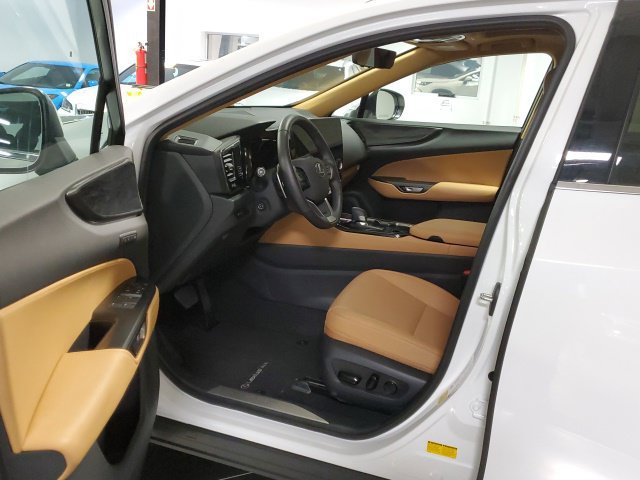 Used 2026 Lexus NX 350 AWD w/ Premium Package image 13