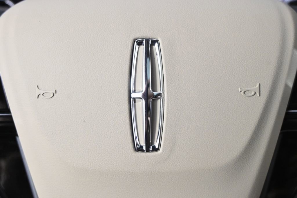 New 2026 Lincoln Corsair Reserve image 34