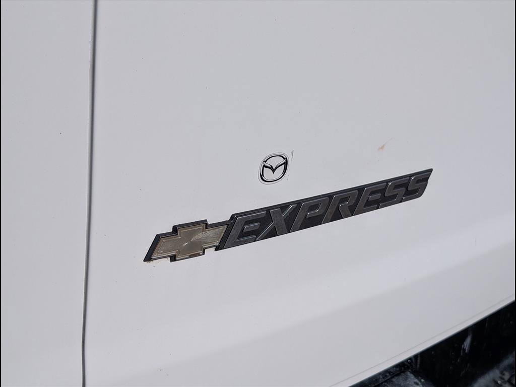 Used 2021 Chevrolet Express 2500 Extended w/ Driver Convenience Package image 22