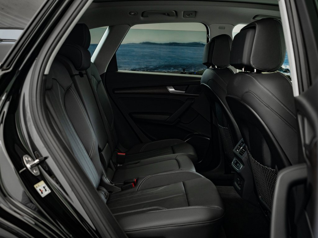 Used 2024 Audi Q5 e Premium image 45