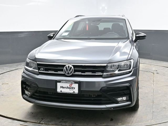 Used 2021 Volkswagen Tiguan SE R-Line image 2