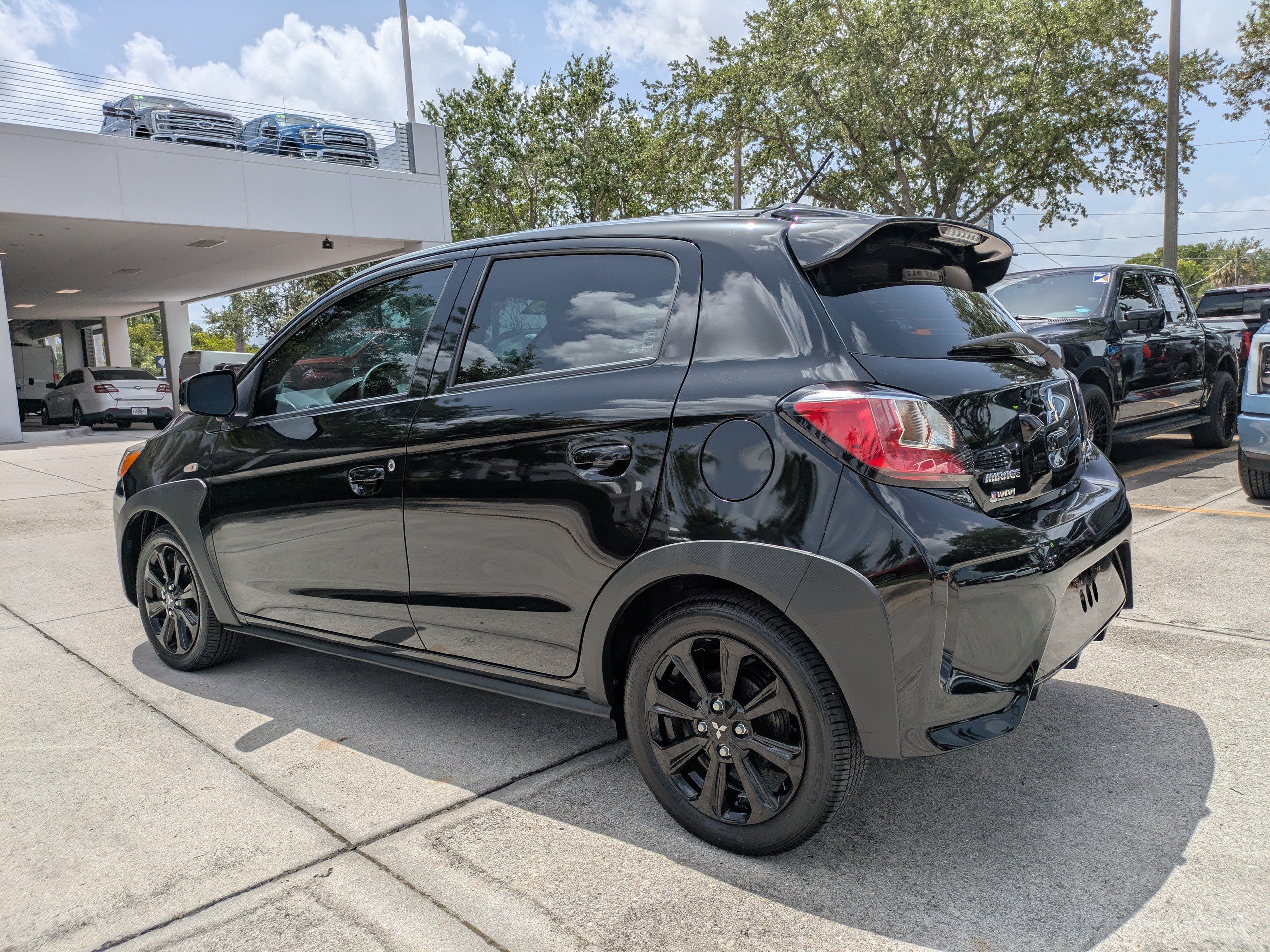 Used 2023 Mitsubishi Mirage Black Edition FWD image 6
