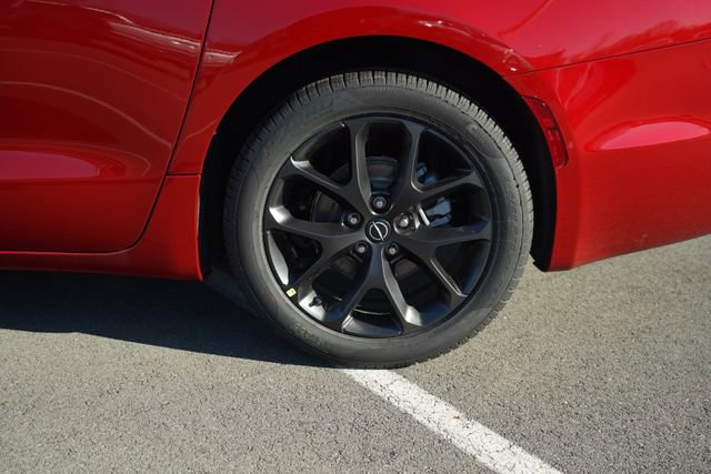 New 2026 Chrysler Pacifica Limited w/ Uconnect Theater Family Group image 42