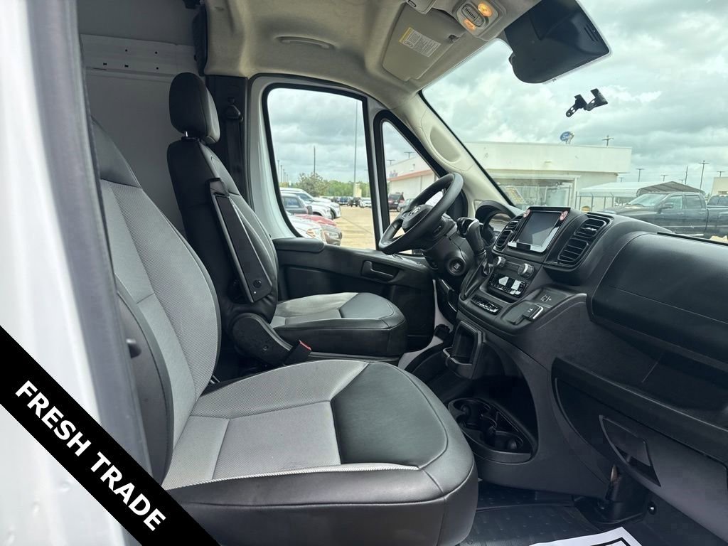 Used 2025 RAM ProMaster 2500 w/ Convenience Group image 7