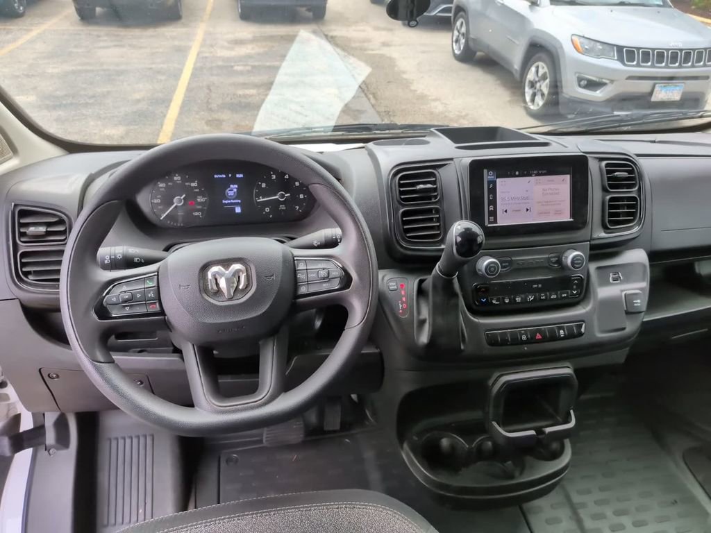 Used 2025 RAM ProMaster 2500 w/ Convenience Group FWD image 33