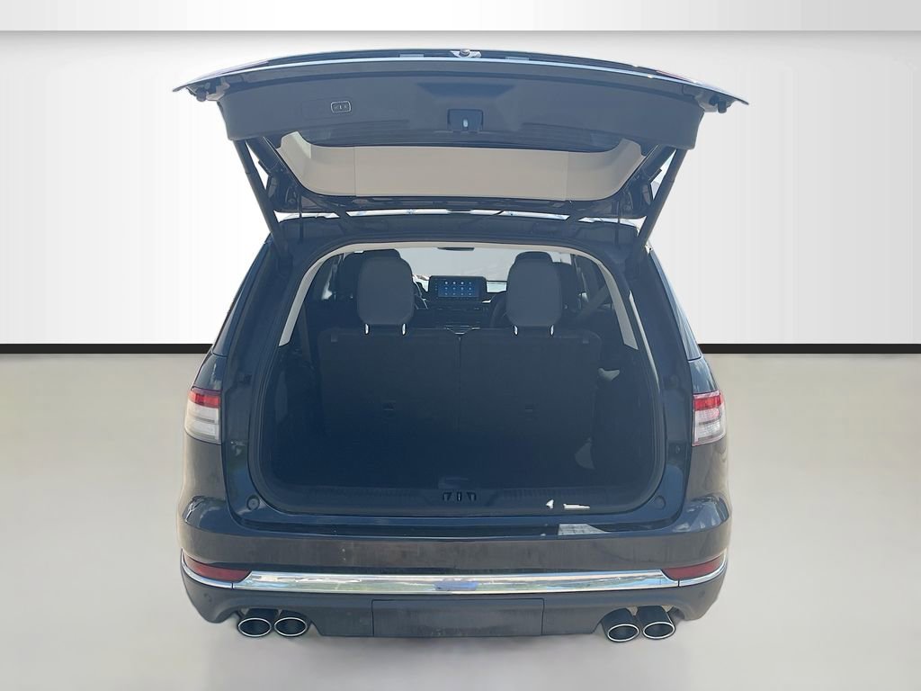 Used 2025 Lincoln Aviator Reserve w/ Equipment Group 201A image 29