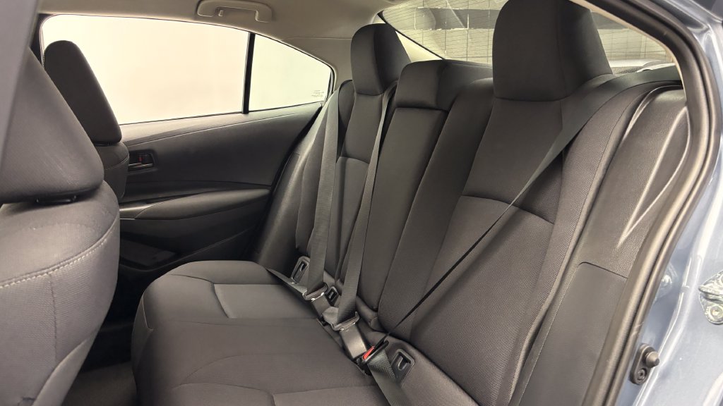 Used 2026 Toyota Corolla LE w/ LE Premium Package FWD image 28