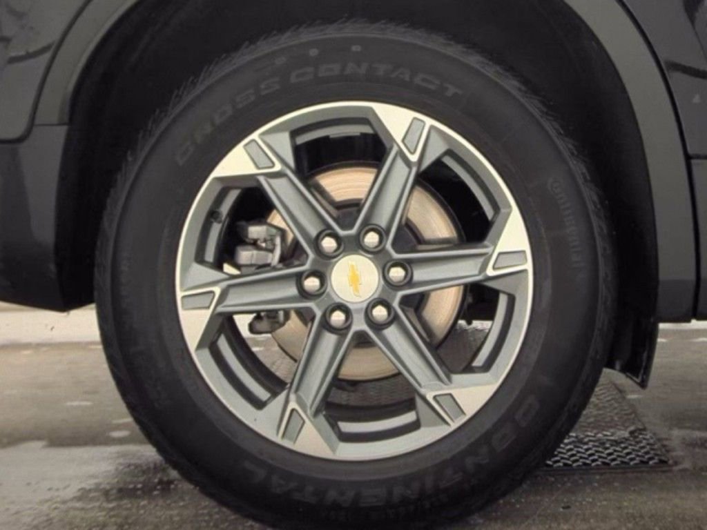 Used 2025 Chevrolet Blazer LT AWD/4WD image 20