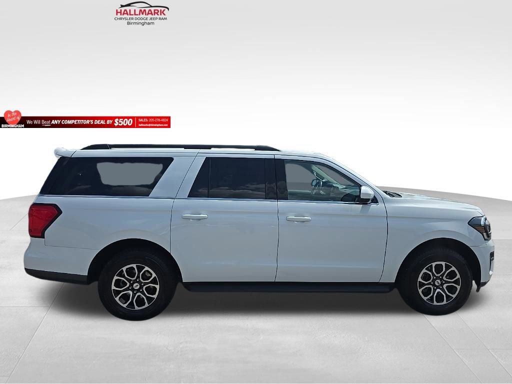 Used 2024 Ford Expedition Max XLT RWD image 2