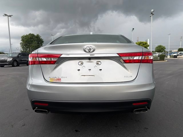 Used 2015 Toyota Avalon XLE Touring FWD image 6