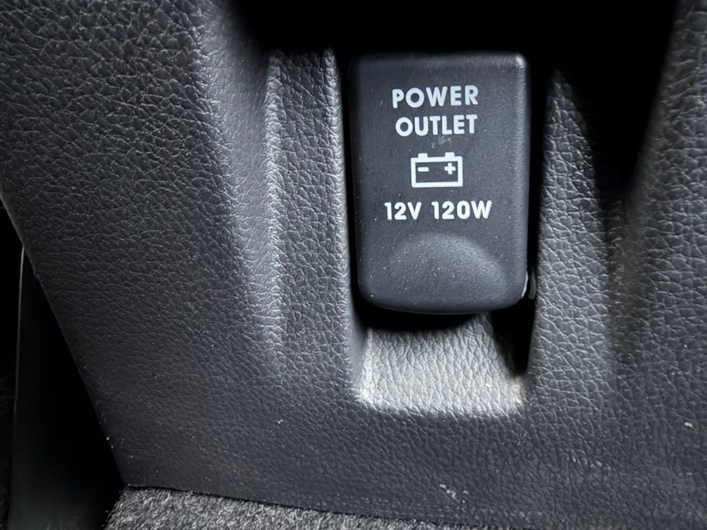 Used 2024 Mitsubishi Eclipse Cross LE image 13