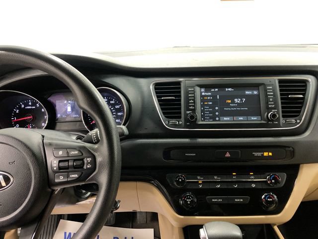 Used 2019 Kia Sedona LX FWD image 19