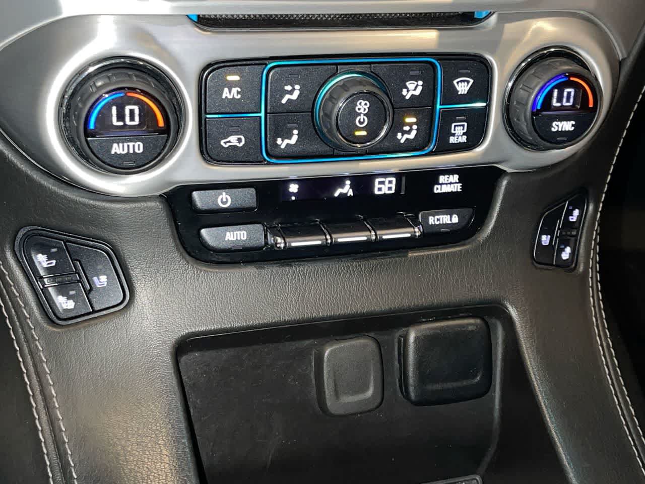 Used 2018 GMC Yukon SLT w/ Open Road Package AWD/4WD image 19