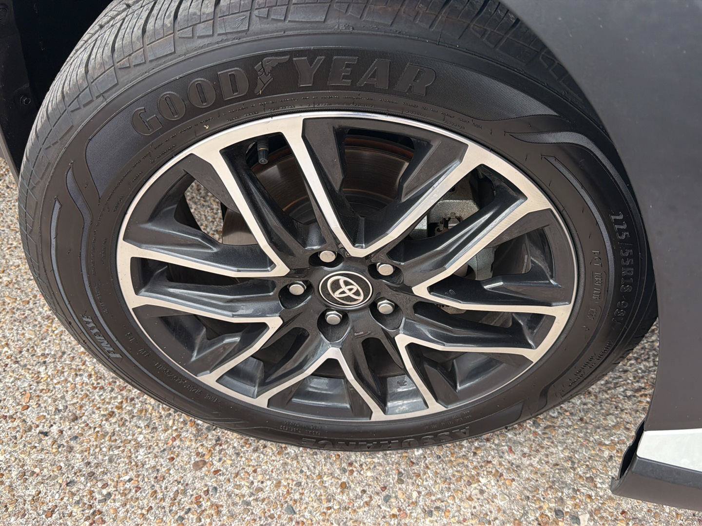 Certified 2026 Toyota Corolla Cross XLE FWD image 10