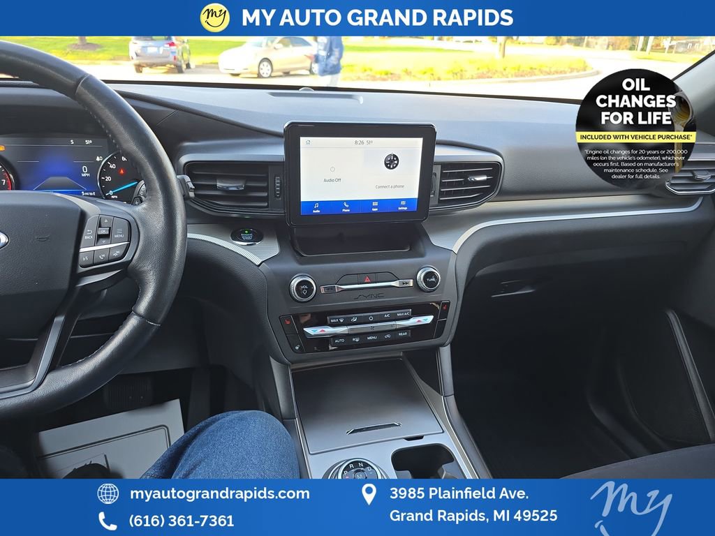 Used 2020 Ford Explorer XLT w/ Comfort Package image 18
