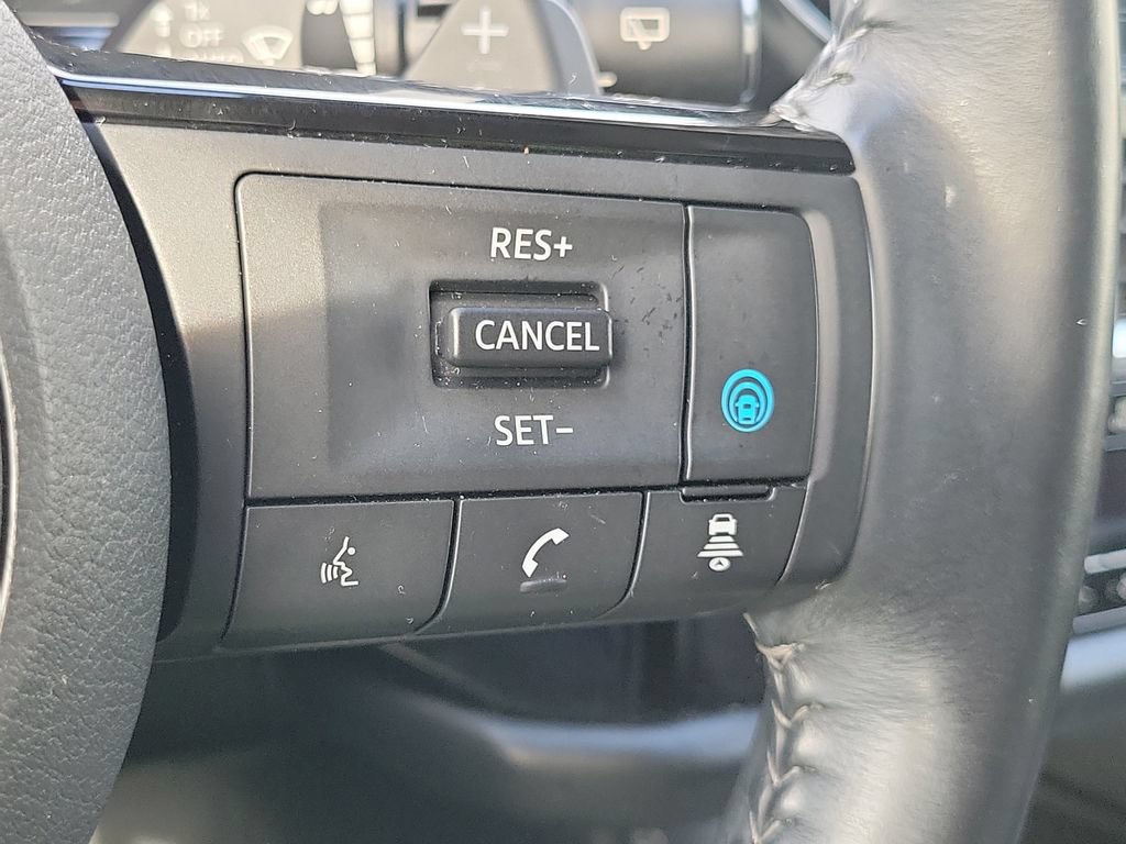 Certified 2023 Nissan Pathfinder Platinum w/ Lighting Package (N93) FWD image 34