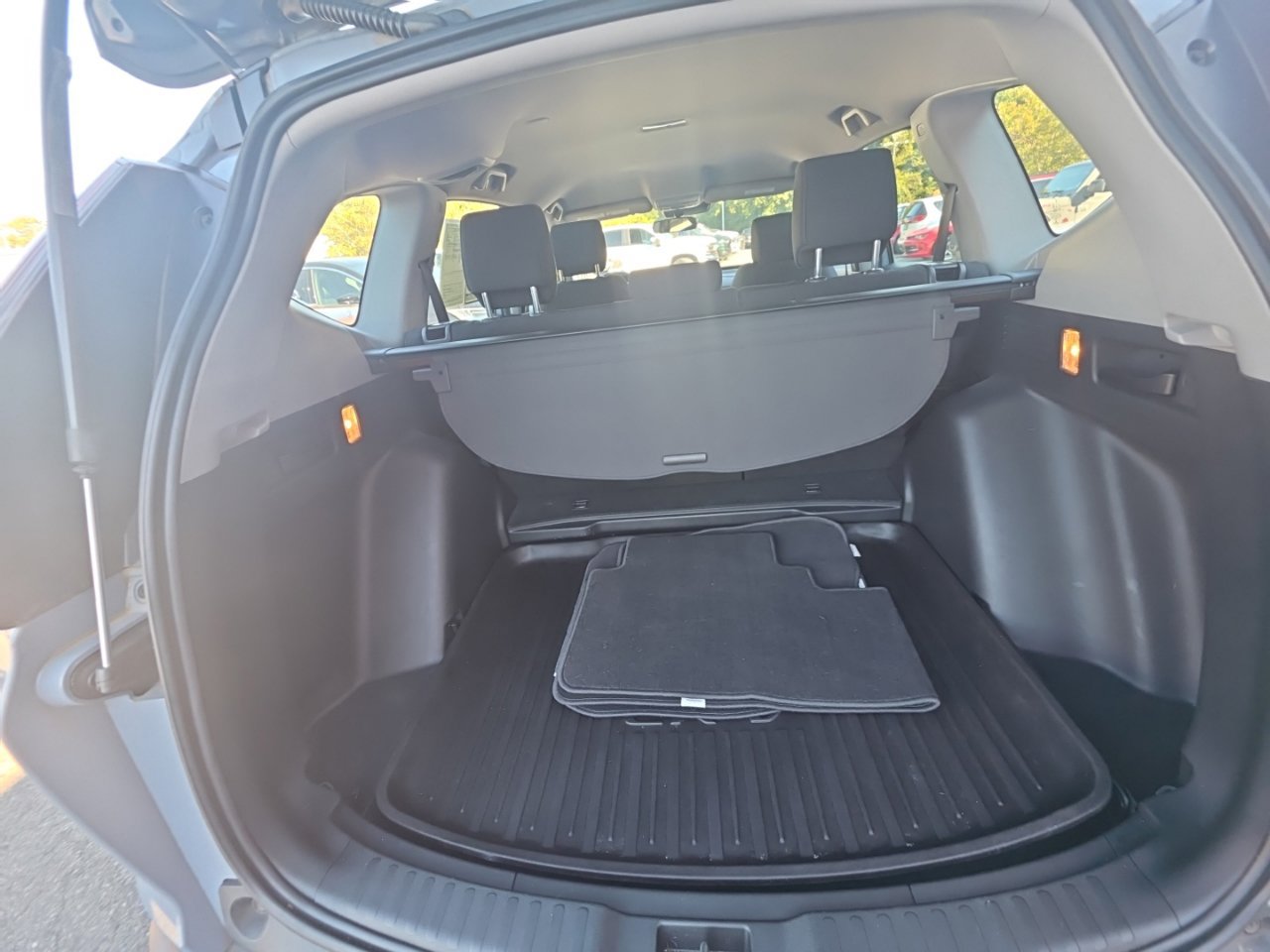 Used 2021 Honda CR-V Special Edition image 20
