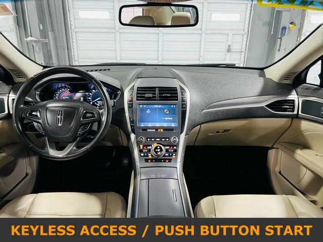 Used 2020 Lincoln MKZ AWD image 4