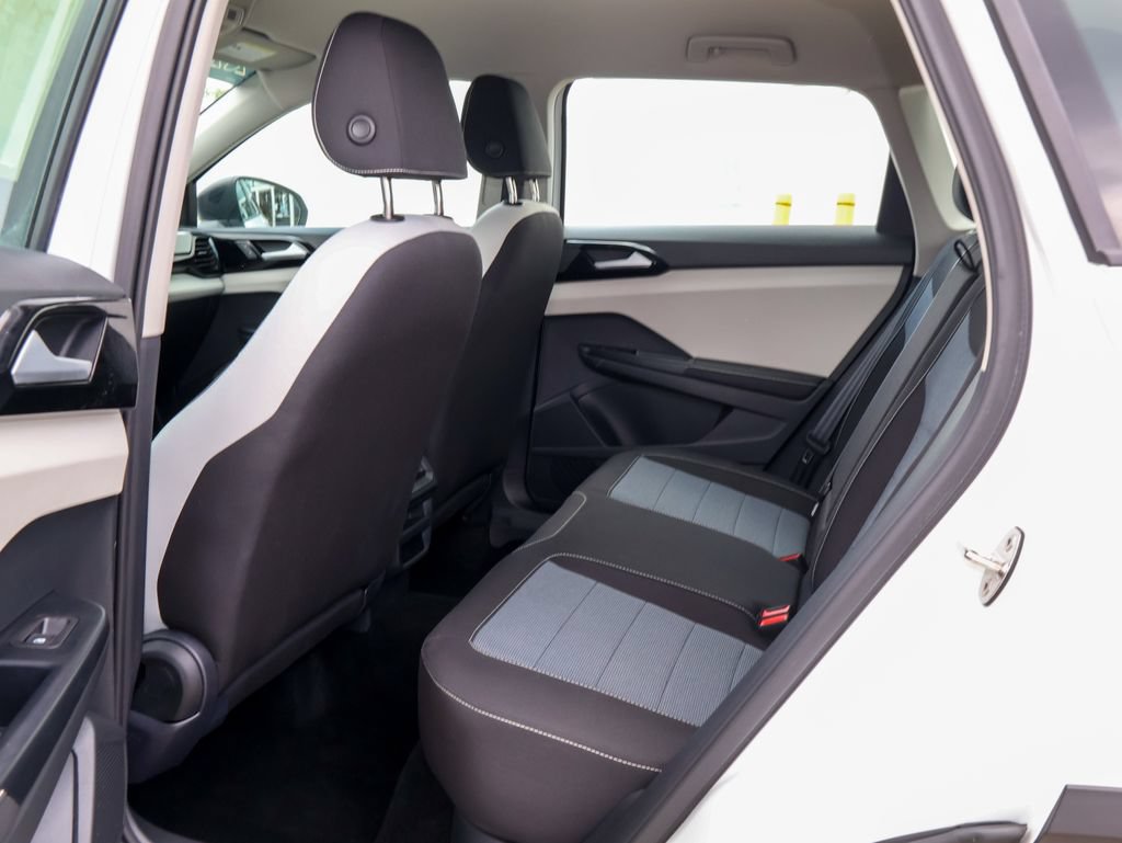 Certified 2026 Volkswagen Taos S FWD image 13