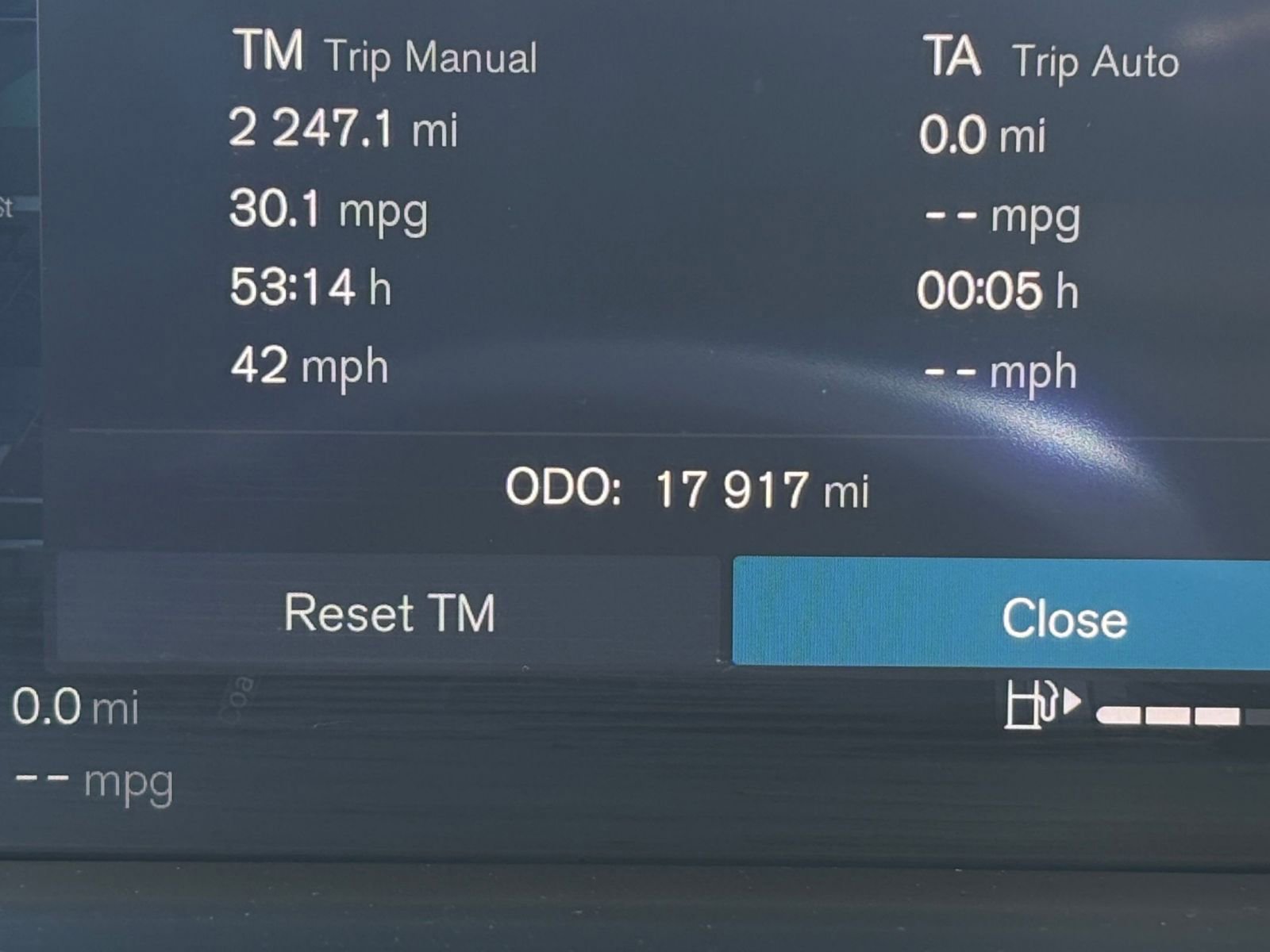 Used 2025 Volvo V60 B5 Cross Country Plus image 44