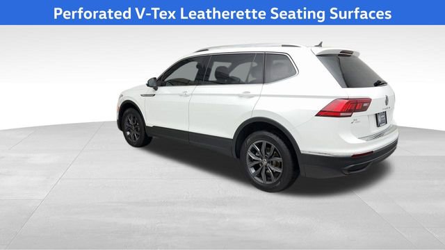 Certified 2022 Volkswagen Tiguan SE w/ Panoramic Sunroof Package image 4