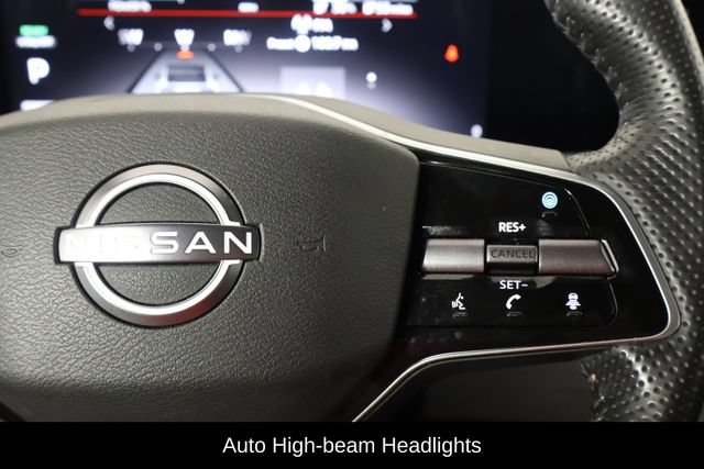 Used 2023 Nissan Ariya AWD image 10