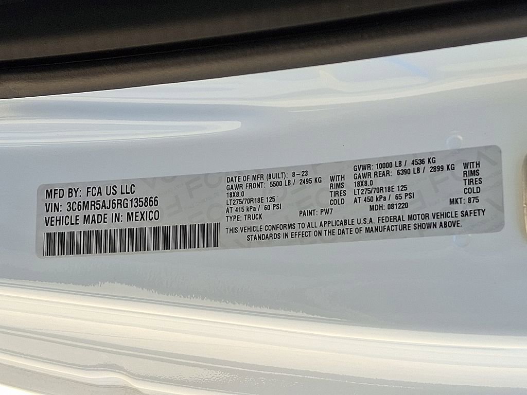 Used 2024 RAM 2500 Tradesman w/ Chrome Appearance Group image 27