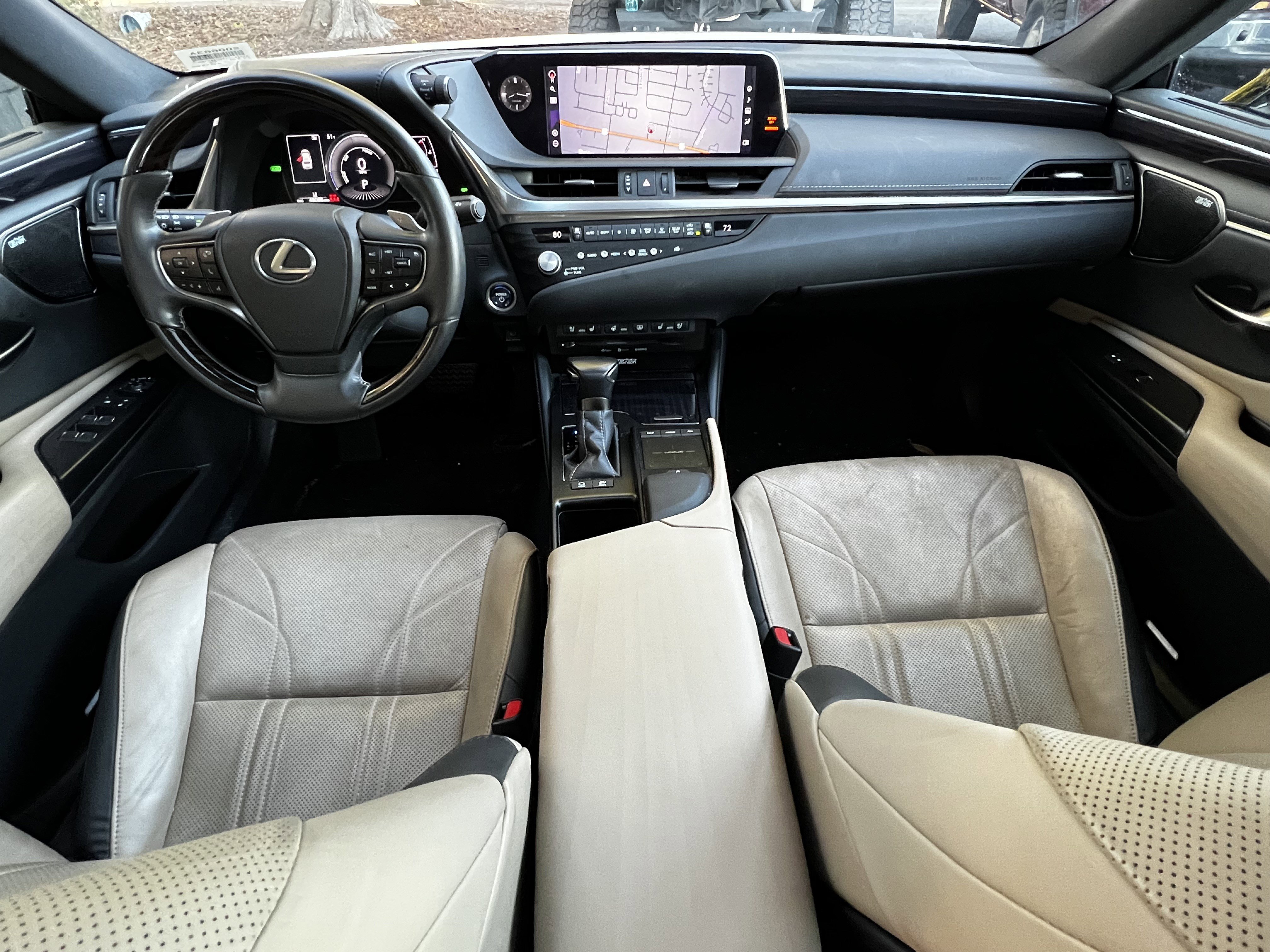 Used 2021 Lexus ES 300h Ultra Luxury w/ Accessory Package 2 image 35