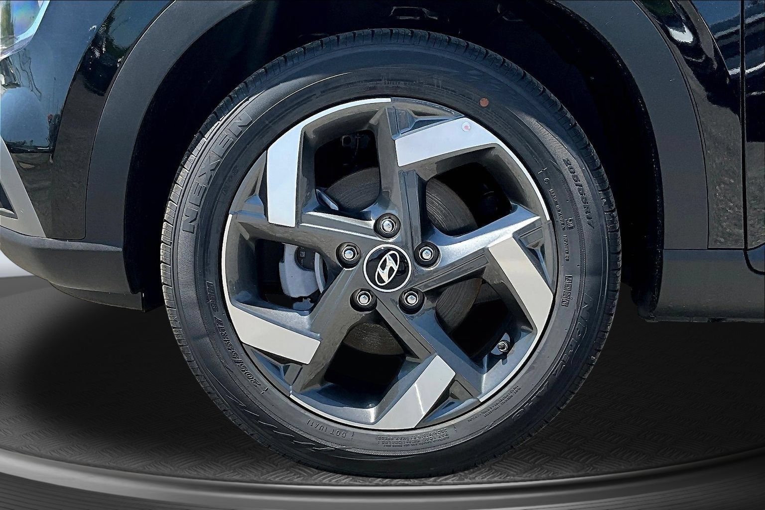 New 2026 Hyundai Venue SEL FWD image 14